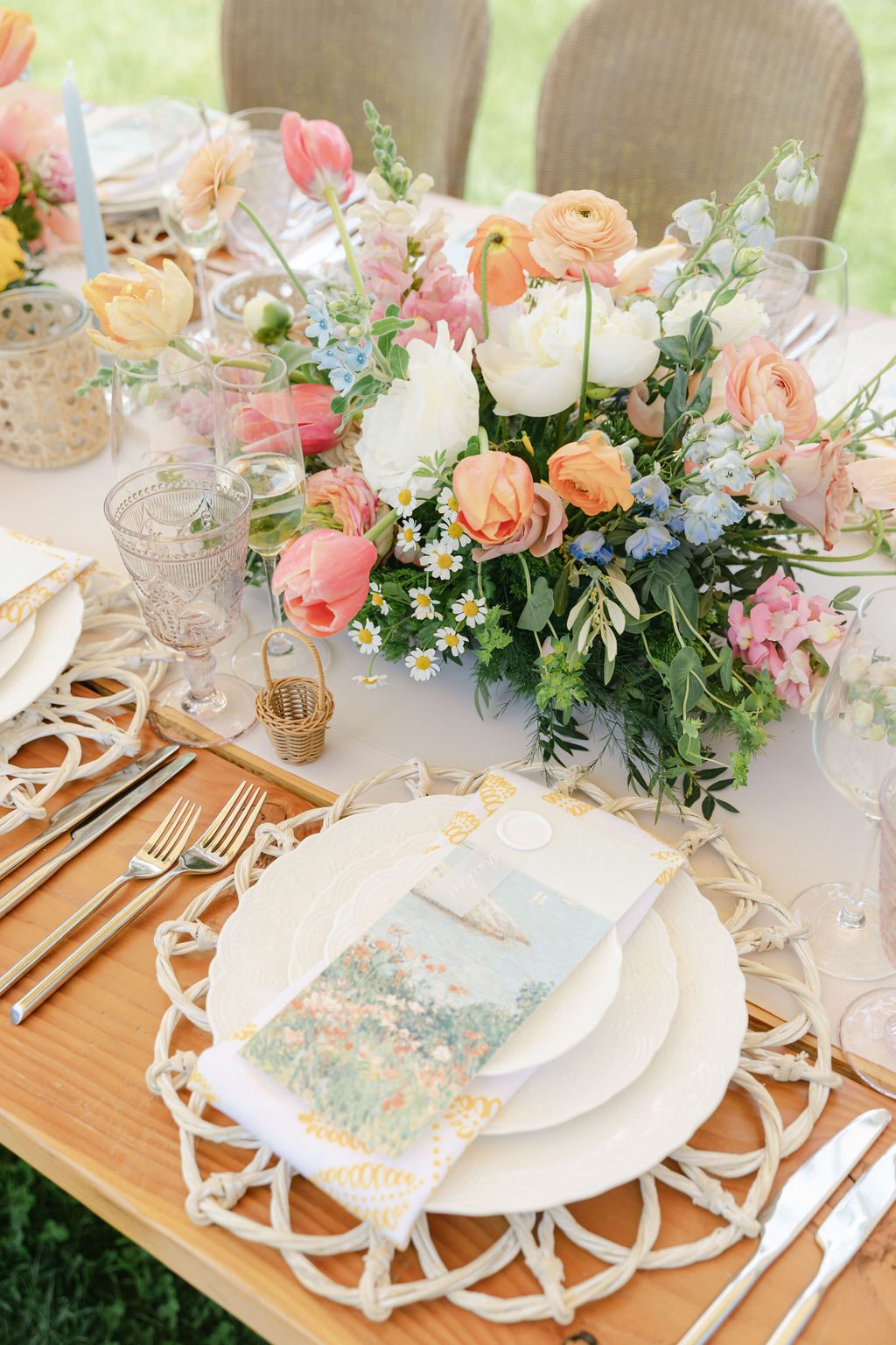 A Timeless Tribute: Styled Shoot at The Bunny Mellon House on Oyster ...